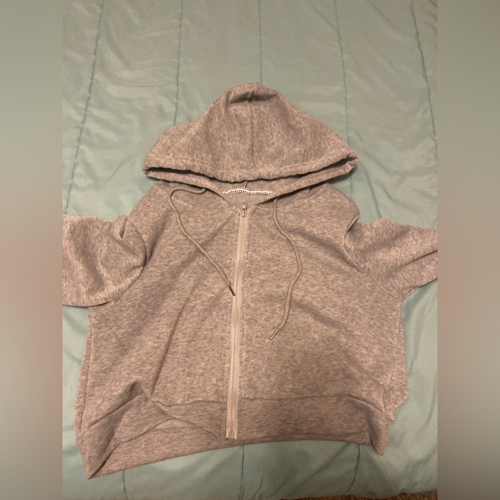 grey cropped jacket. size Large from shein.